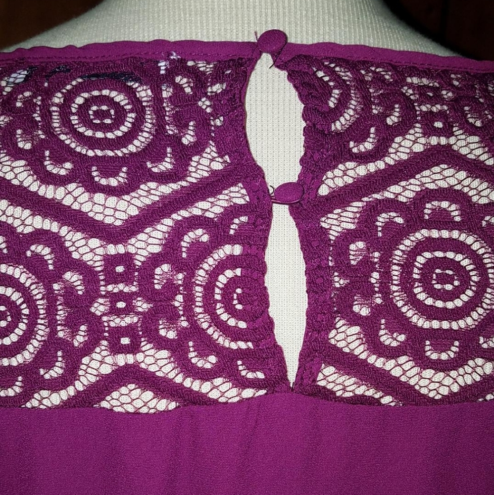 Blouse - Picture 8 of 12